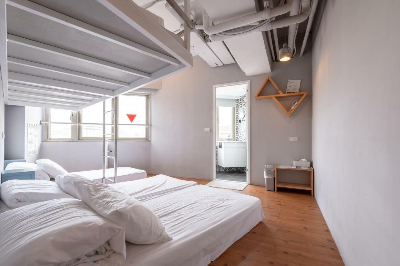 May Rooms Taipei Main Station Exterior photo
